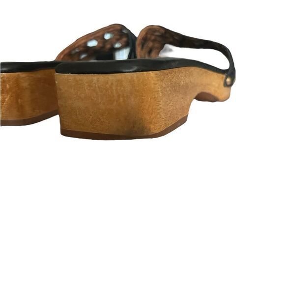 Tory Burch Basketweave Sandals - Picture 3 of 7